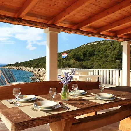 Prázdninový dům Holliday Robinson Tourism Maria Jezera