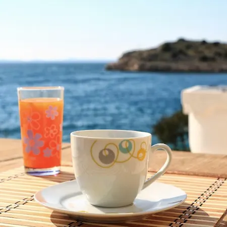 Holliday Robinson Tourism Maria Prázdninový dům Jezera