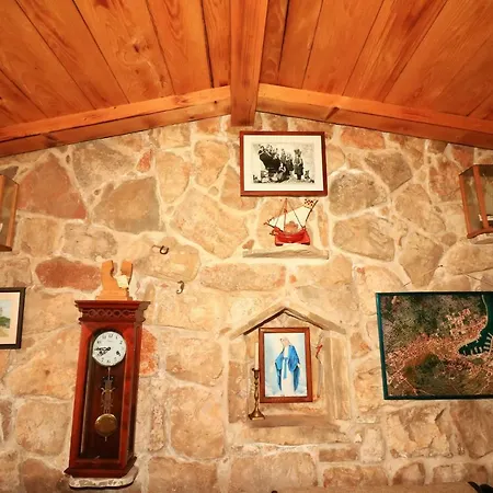 Holliday Robinson Tourism Maria * Jezera