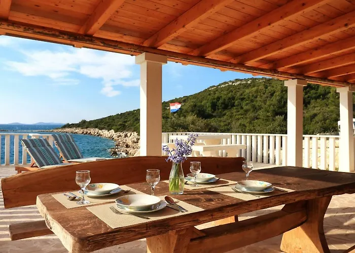 Дом отдыха Holliday Robinson Tourism Maria Езера